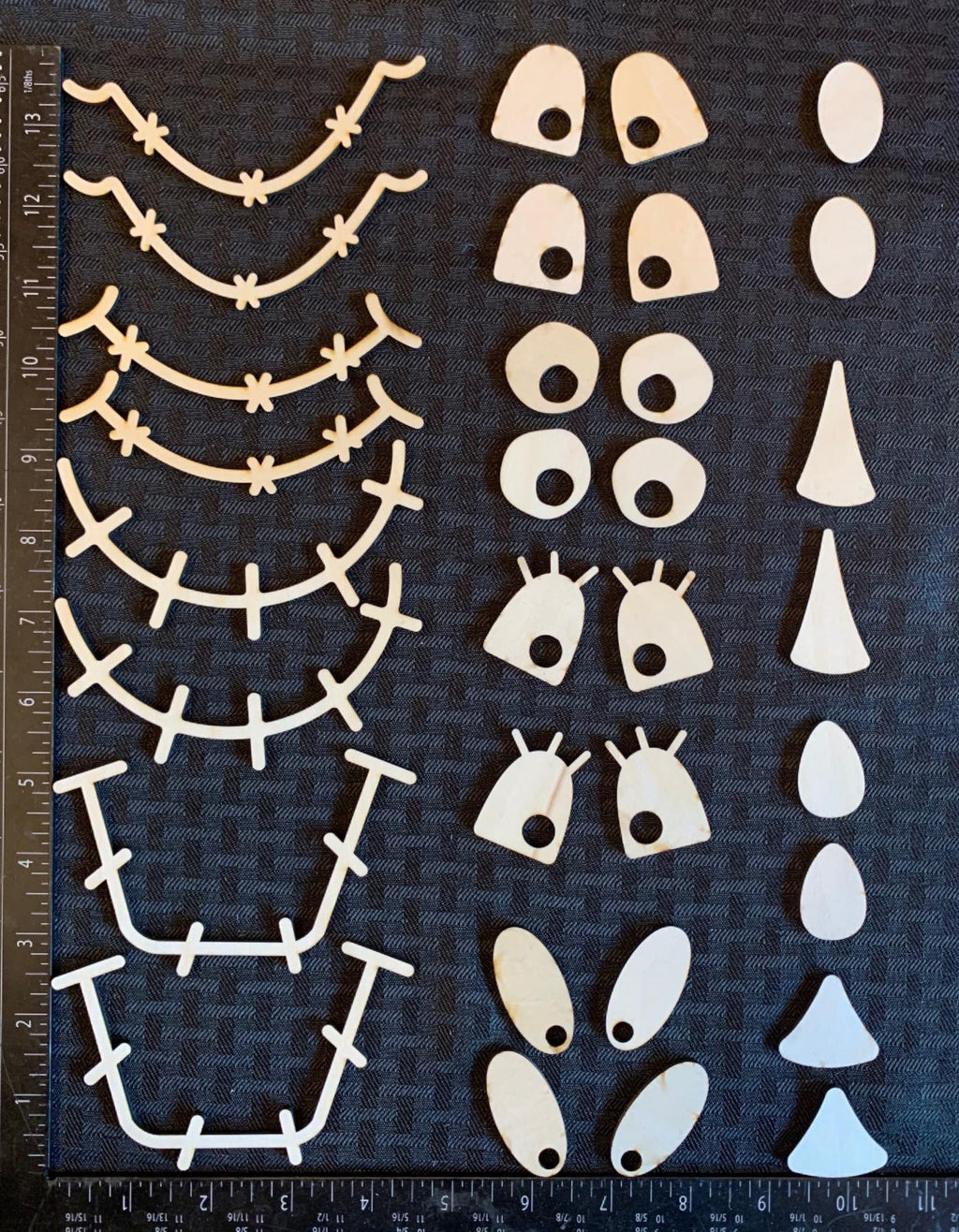 Scarecrow Faces: For 5 1/2 inch Wide Wood | (4) Sets of Two Each | Laser Cut Plywood Craft