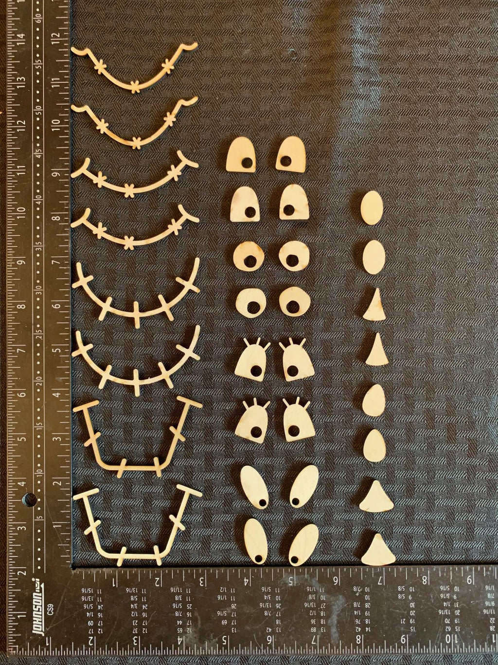 Scarecrow Faces: For 3 1/2 inch Wide Wood | Laser Cut Plywood Craft Blanks